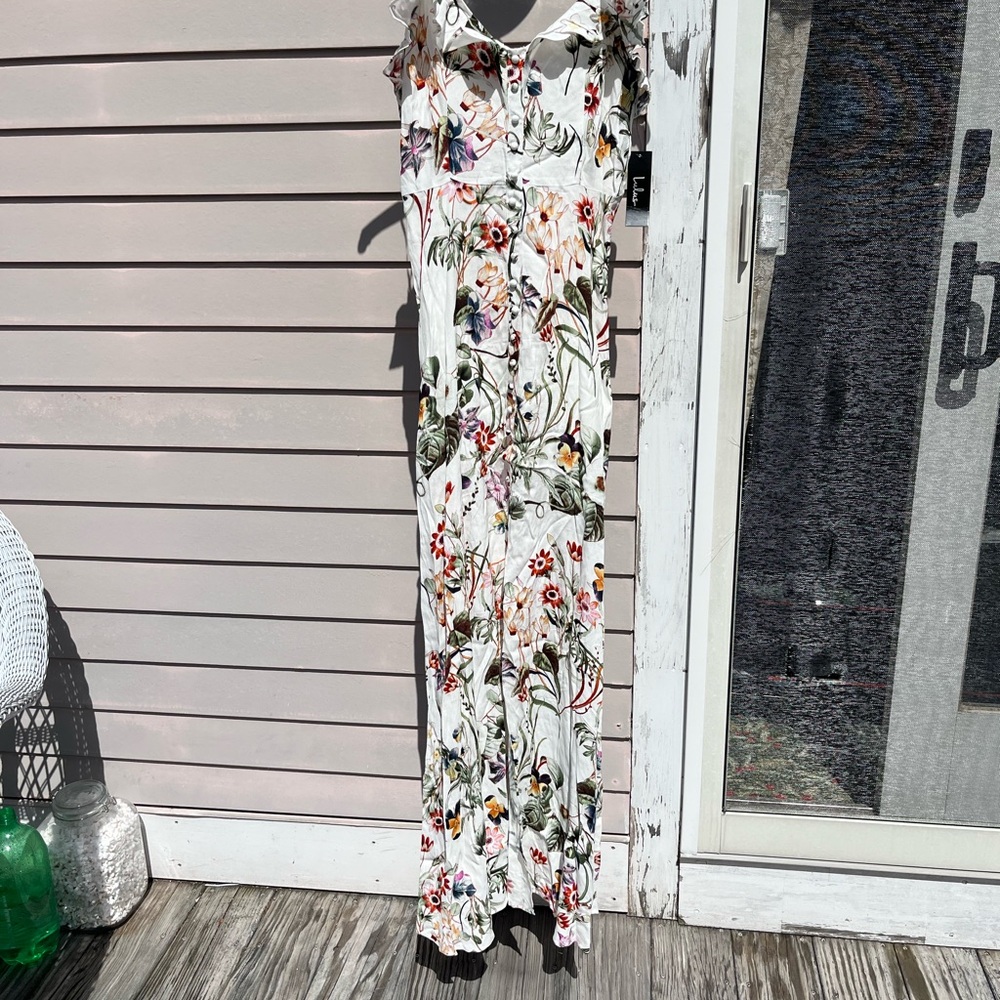 Sleeveless maxi dress